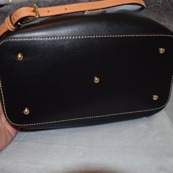 Dooney & Bourke Wexford Leather Small Brenna Black & Tan - Picture 7 of 8